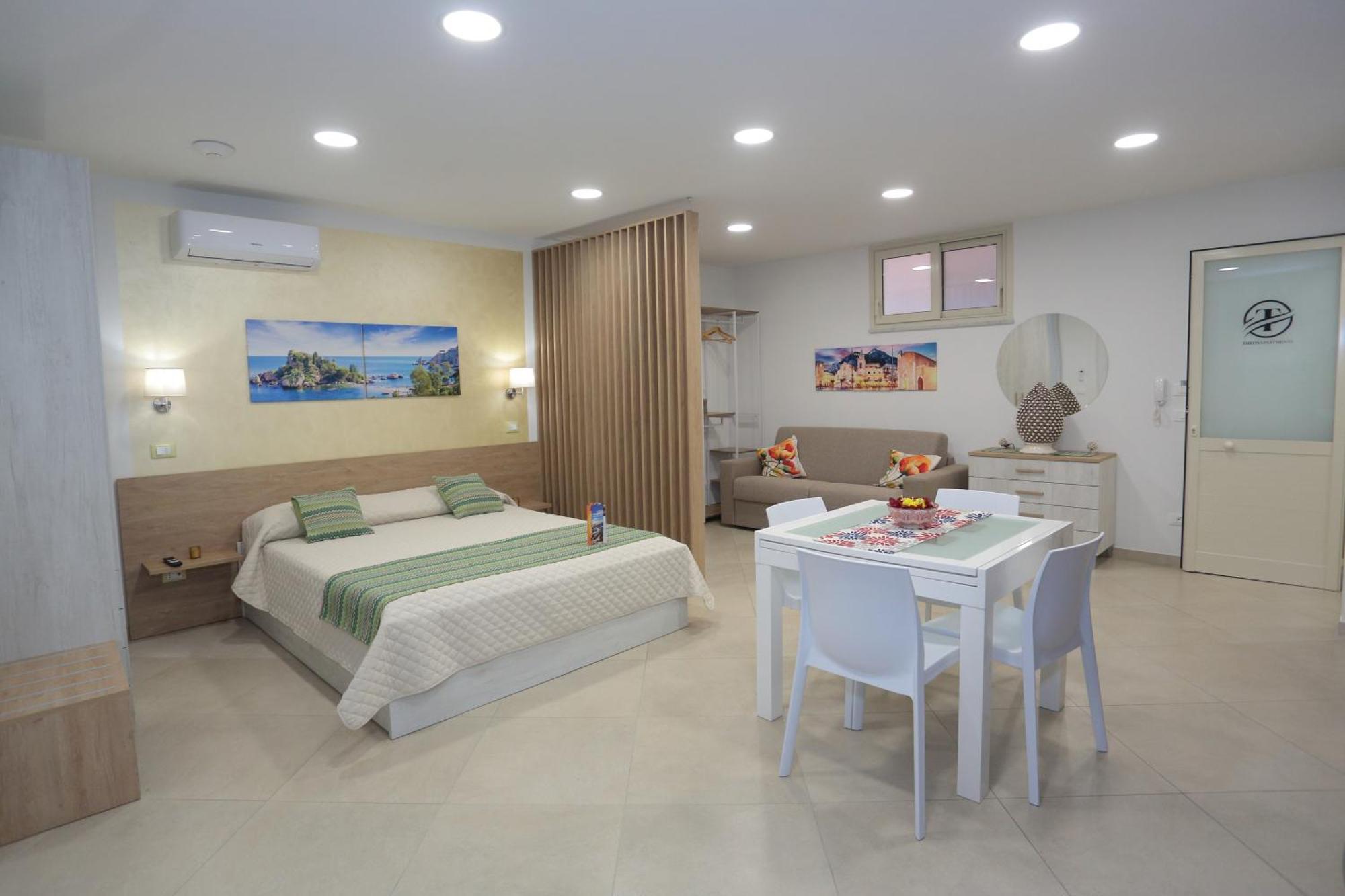 Theos Holidays Apartments Giardini Naxos Exterior foto
